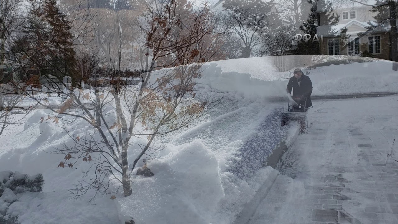 Snow Removing, Toronto, Canada, 토론토 눈, 제설기로 눈치우기 YouTube