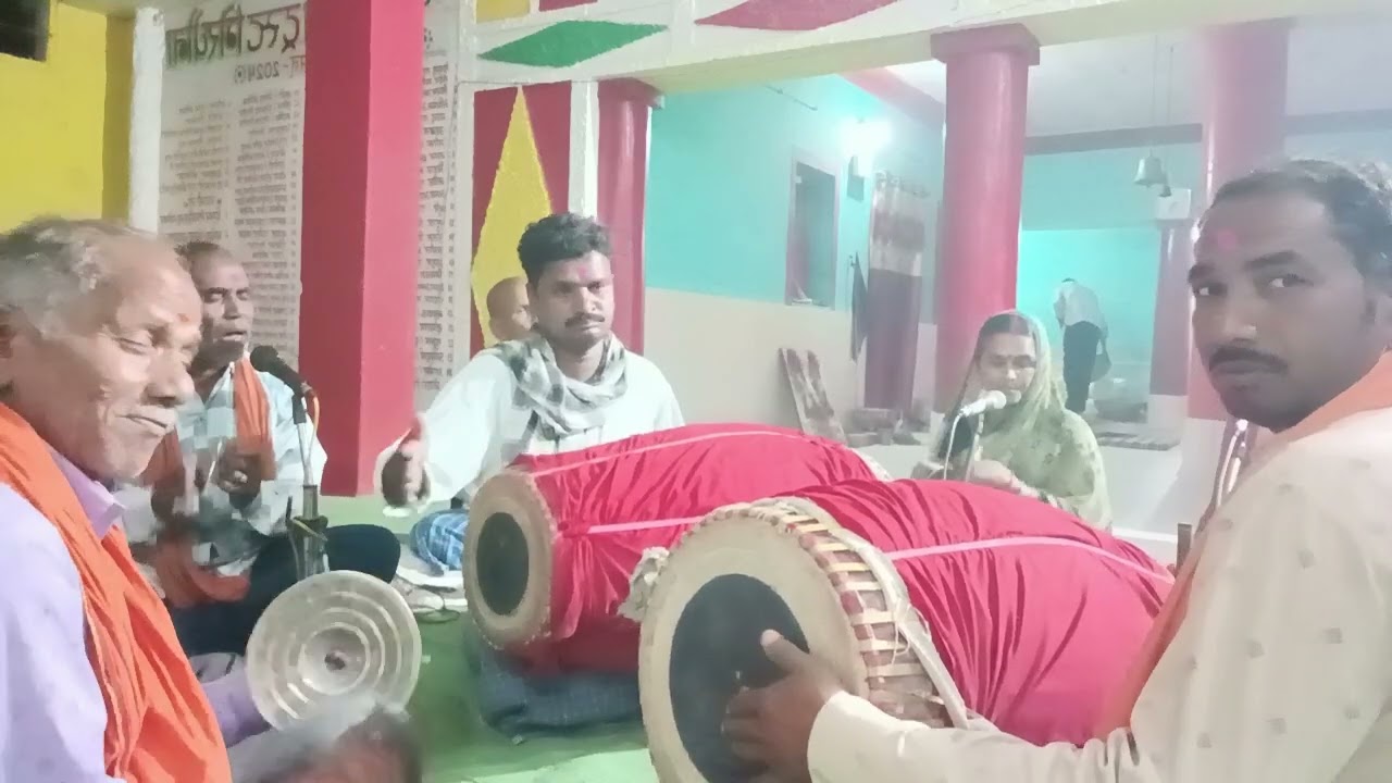 ये जगत के वो जलनी, तोहि ल मैं सुमिरव हाँ तुलसी चौरा jजस मण्डली गिरधौना