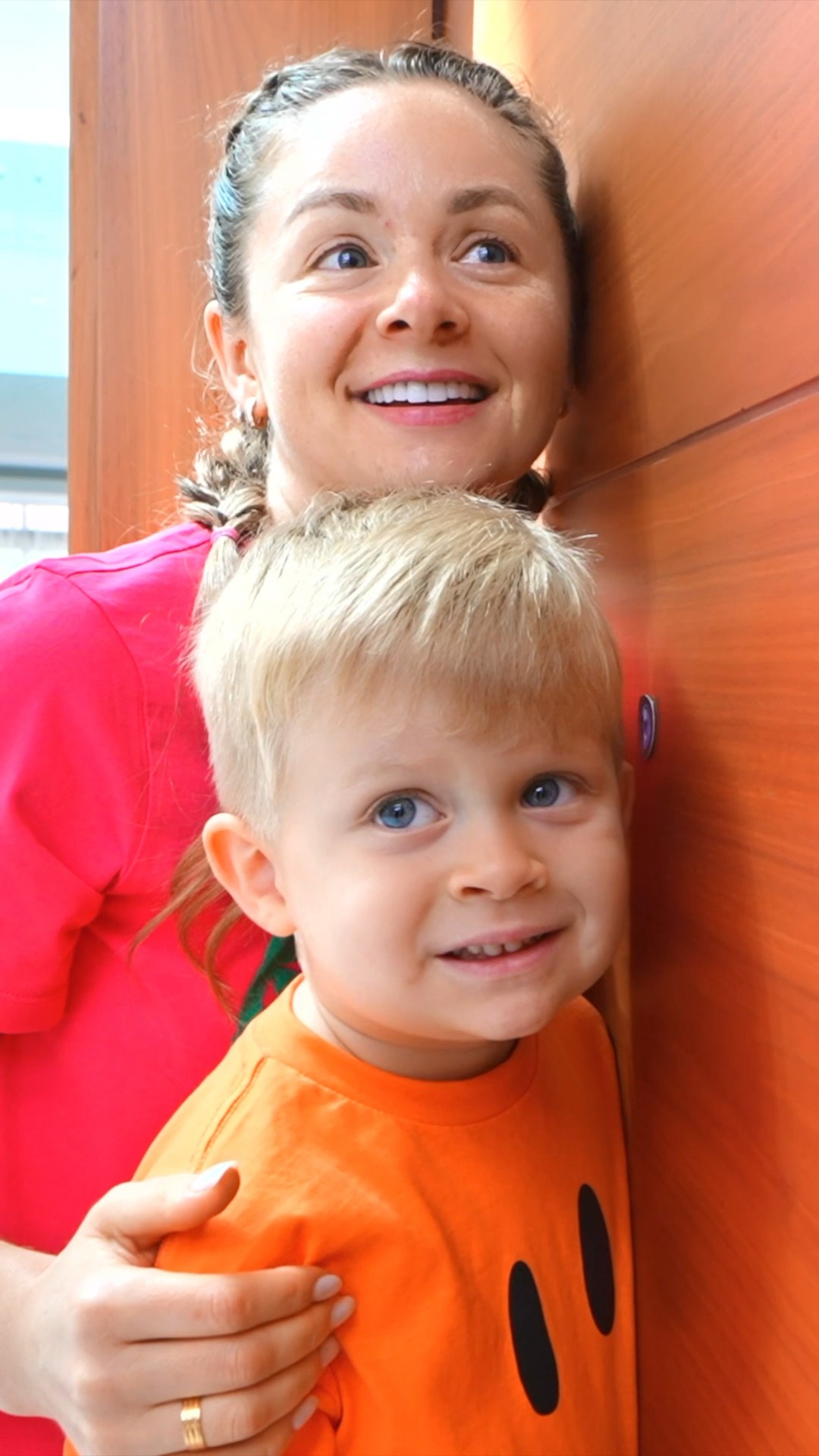 Who's At the Door Story with Oliver and Mom