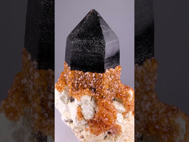 GFS0811 SPESSARTINE, QUARTZ - CHINA  #minerals  #crystalshop #gemstone #crystals #gems