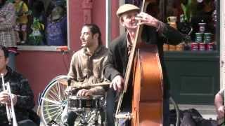 Amazing New Orleans Street Band chords