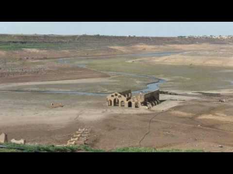 خالد جوير انا دخيل عيونك غاب القمر غاب 