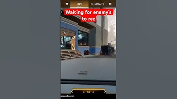 Too scared to revive Teammates in Apex Legends #apexlegends #apexlegendsclips ￼