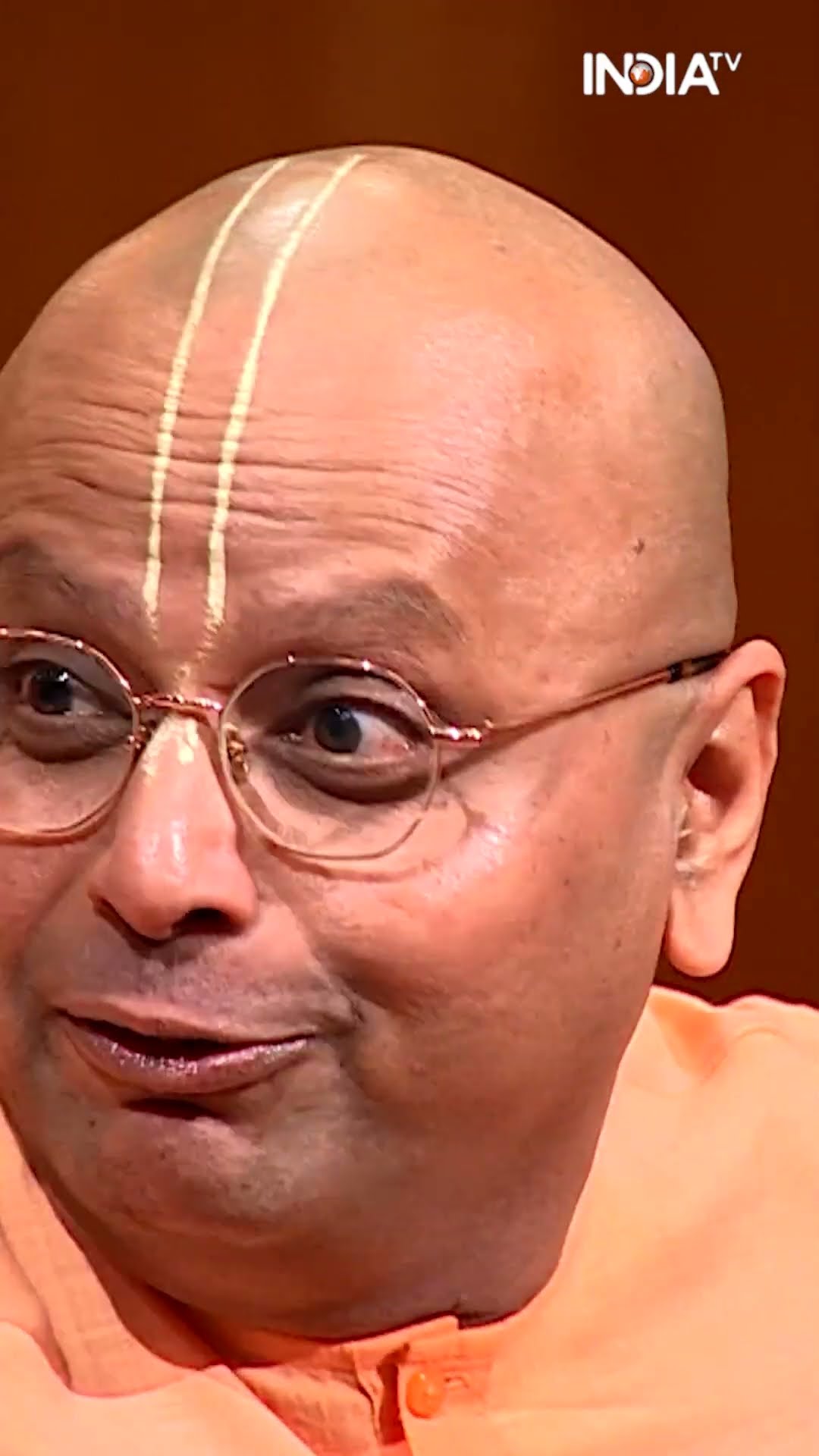 दर्द मिले हैं कई लेकिन... #gaurgopaldas की दिल छूने वाली शायरी #aapkiadalat #rajatsharma #indiatv
