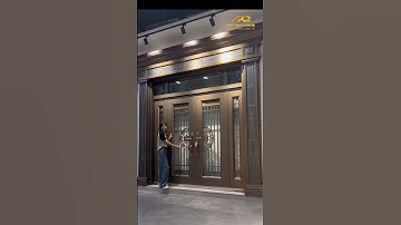 Cửa thép kính cường lực hiện đại, tận dụng ánh sáng tự nhiên cho công trình