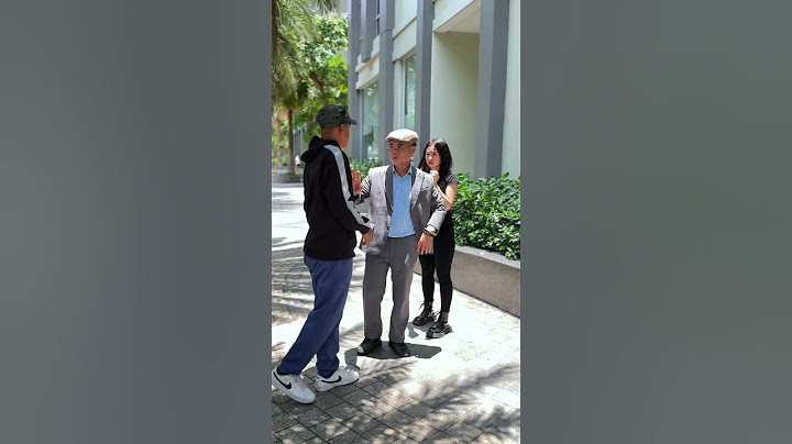 Rude girl gets help [KINDNESS MAN] #kindness #respect #goodman #happy #humanities