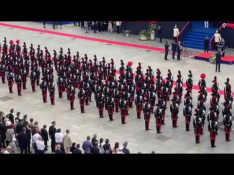 Bicentenario di fondazione della Scuola Allievi Carabinieri, la cerimonia in piazza Castello