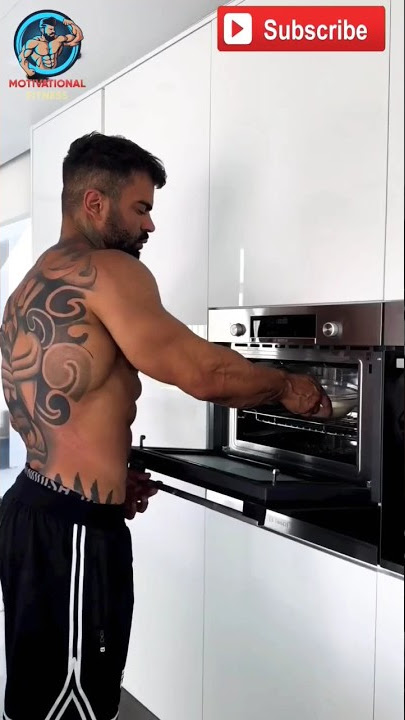 Sergi constanc making breakfast #shorts #motivationalfitness#viral #gym #workout #sergiconstance