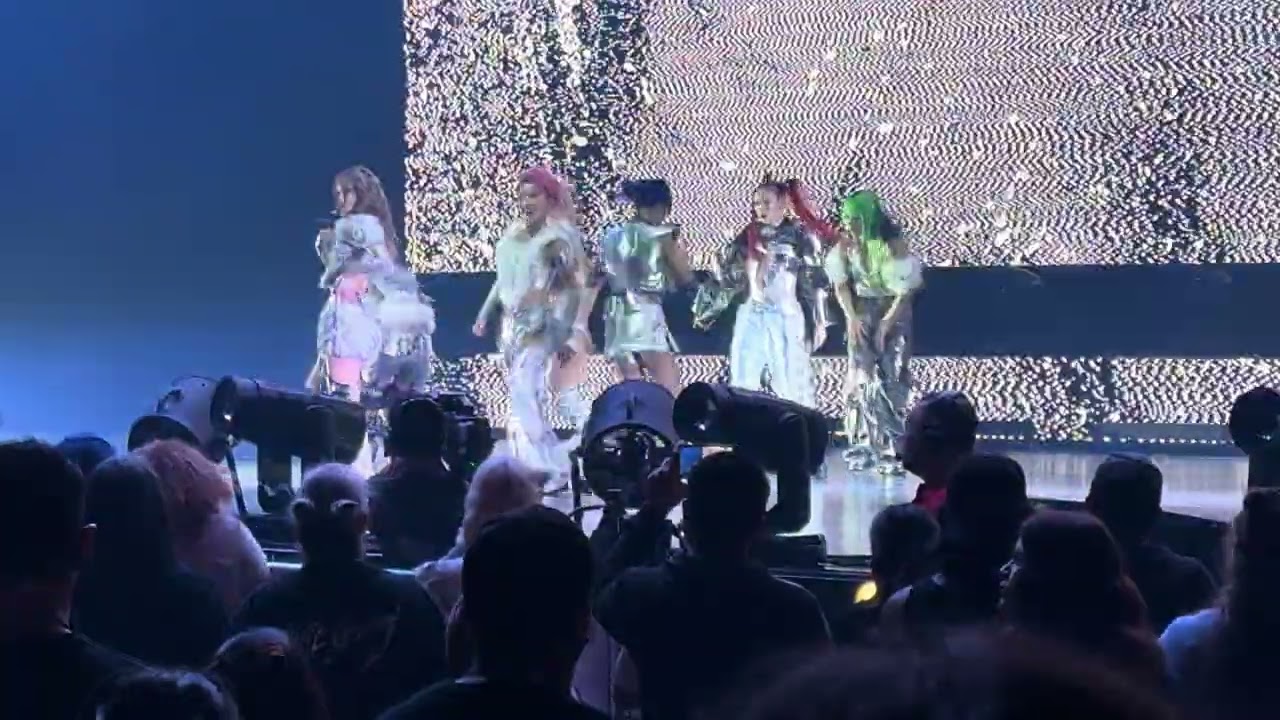 [FANCAM] ▶️ 241006 XG 'WOKE UP’  |  Los Angeles