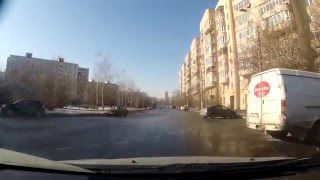 Экзаменационный маршрут ГИБДД на улице Лобненская (март 2016).