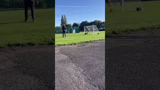 Goalkeeper gets up to save rebound ๐งค๐ด๓ ง๓ ข๓ ฅ๓ ฎ๓ ง๓ ฟโฝ๏ธ #shorts #shortvideo #football