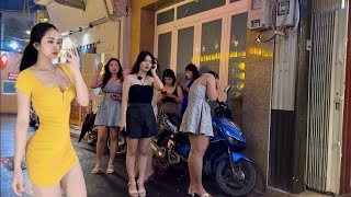 Vietnam nightlife | How vibrant is HCMC at night? Explore the streets of Saigon