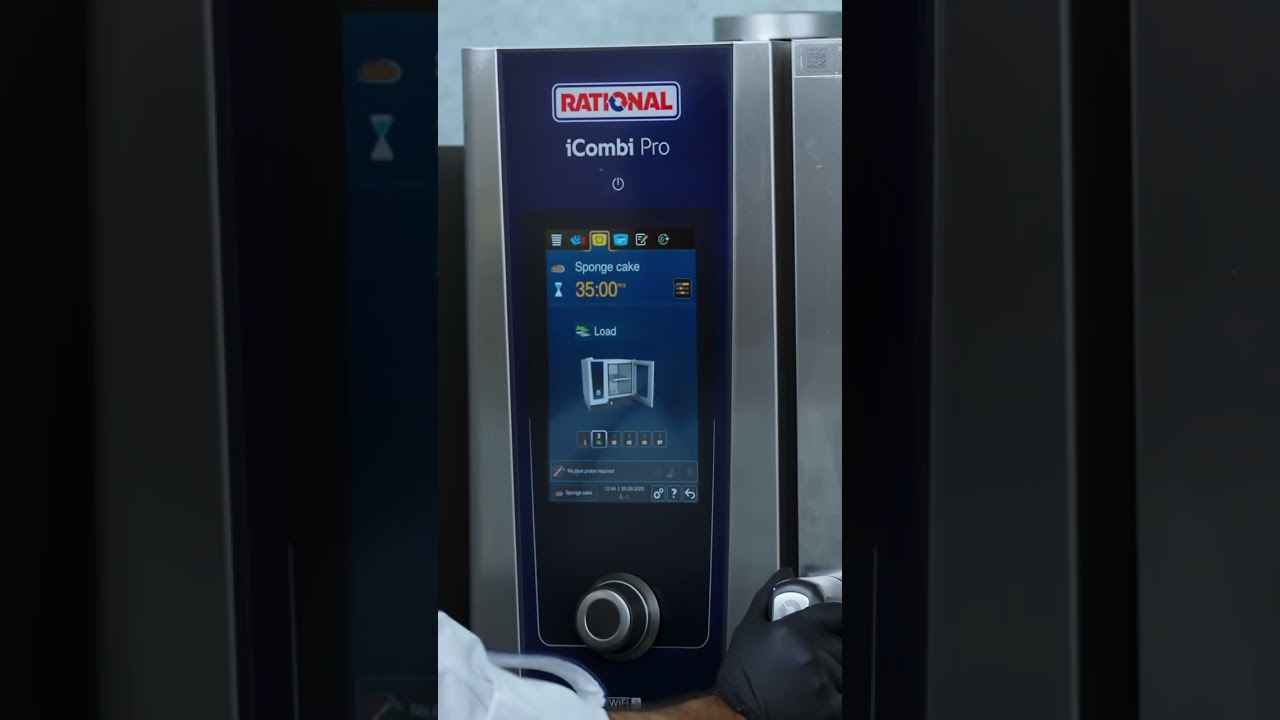 Tasty vegan chocolate cake in the iCombi Pro 🍫😋 | RATIONAL