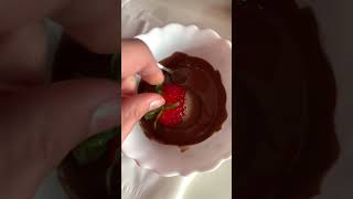 Capsuni In Ciocolata Home Made Ă