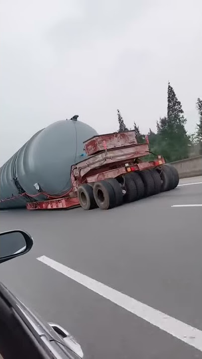 Chinese heavy duty truck
