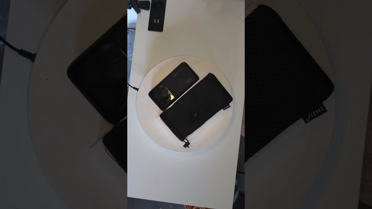 Drehvideo INIU Power Bank, 65W PD3.0 20000mAh