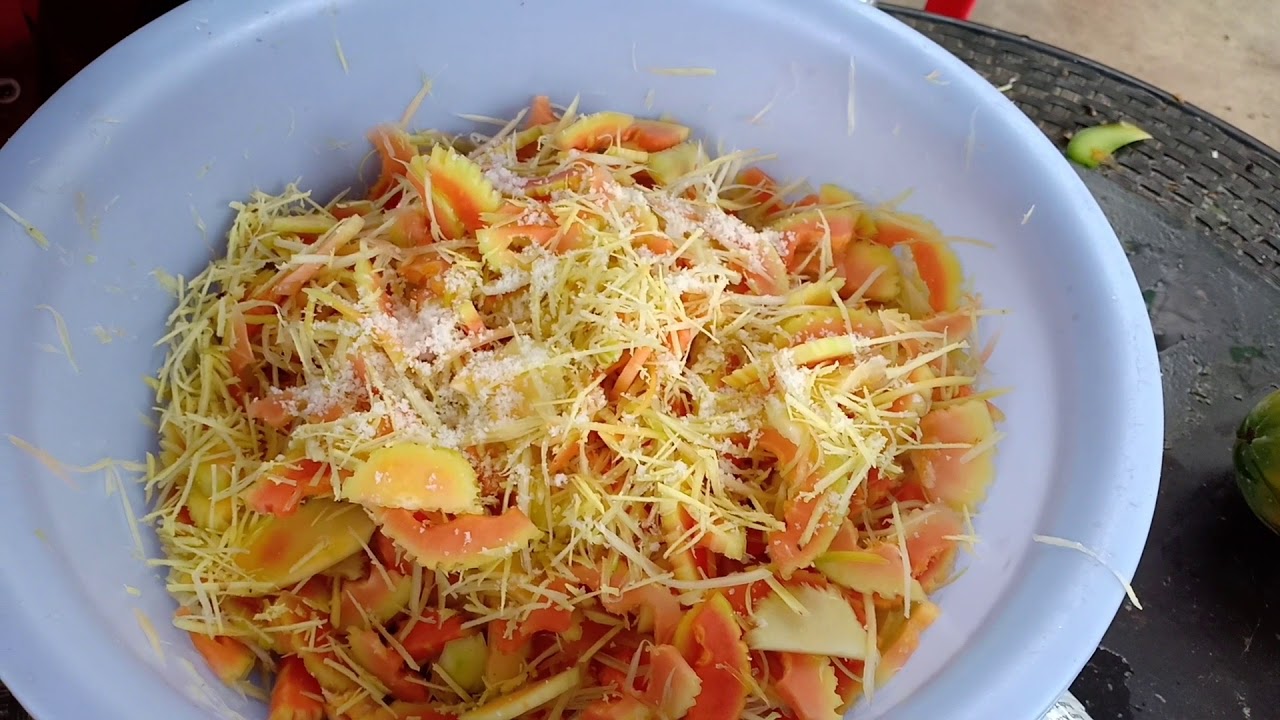 របៀបធ្វើមាំល្ហុង How to make papaya salad Cambodian food Khmer food YouTube