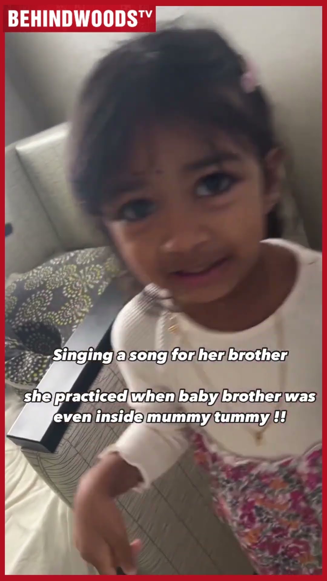'என் குட்டி தம்பிய காட்டுங்க' ? பிறந்த தம்பியை பாத்ததும் cute-ஆ பாட்டுப்பாடி தூங்க வைத்த அக்கா