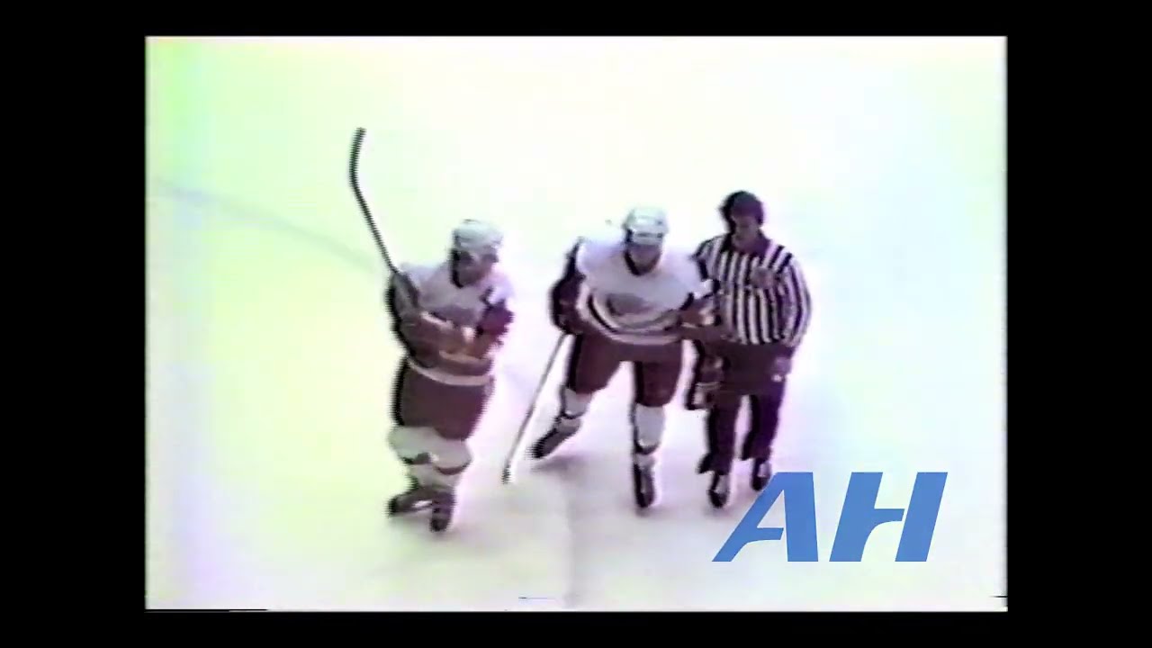 AHL Mar. 16, 1986 Bob Probert,ADI v Steve Martinson,HER (R) Adirondack Red Wings Hershey Bears
