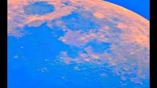 Unidentified Objects Close to Their Observers [SIGHTINGS]