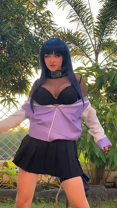 gotta let gravity do the work sometimes 😉😍 #anime #cosplay