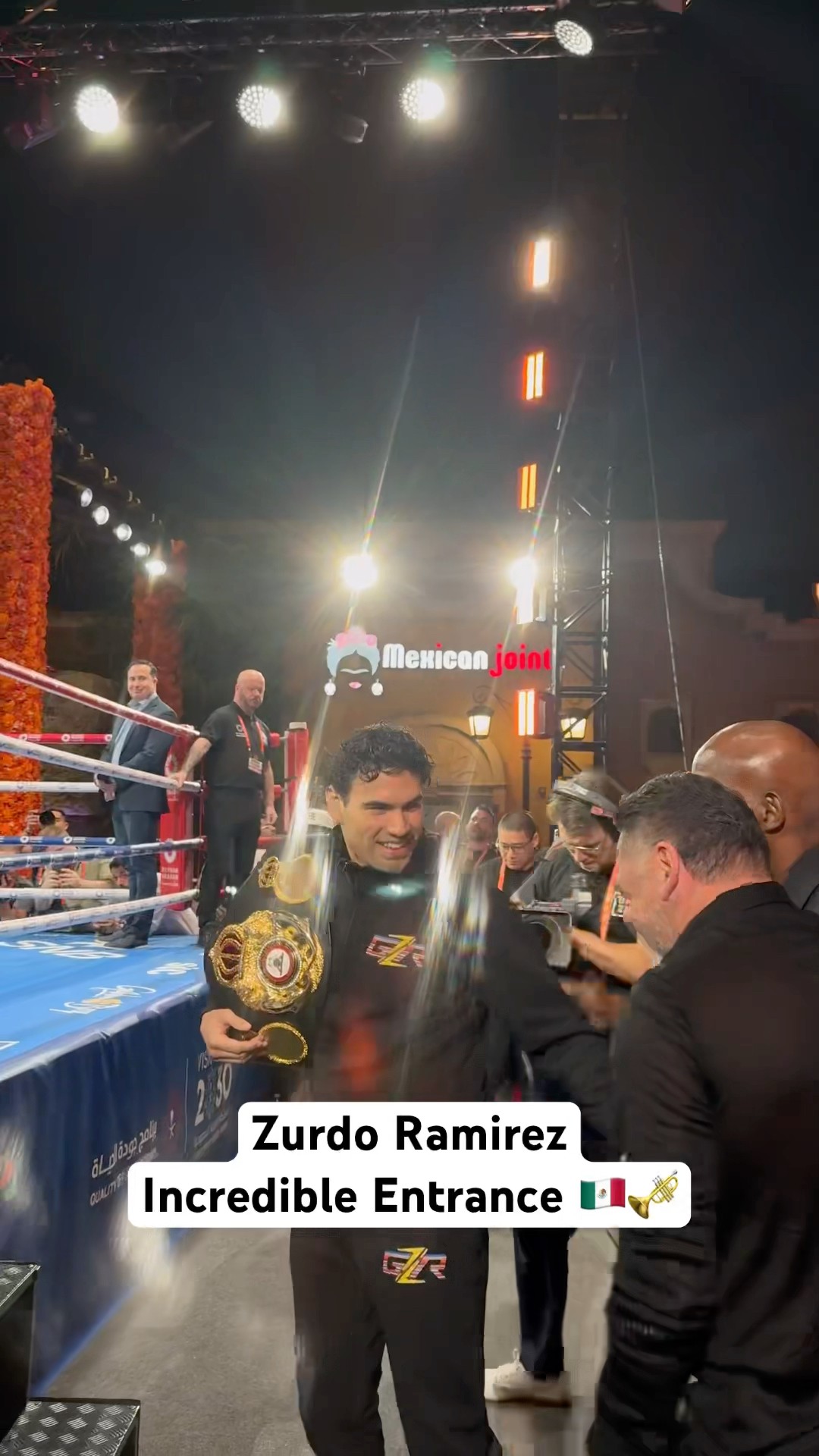 Zurdo’s Incredible Mexican Media Workout Entrance ???