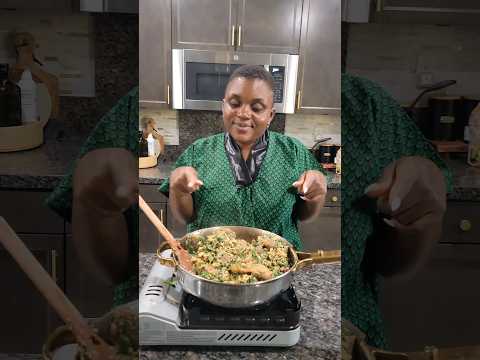Cooking for my family 🇨🇲 Hot fufu corn and kale with egusi 😋