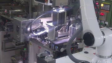 Brazo Robot Colaborativo Elfin Montado Sobre Plataforma AGV