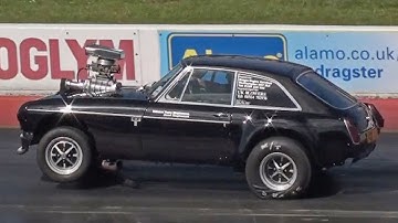MG MGB GT V8 runs 9.94 at 132 mph