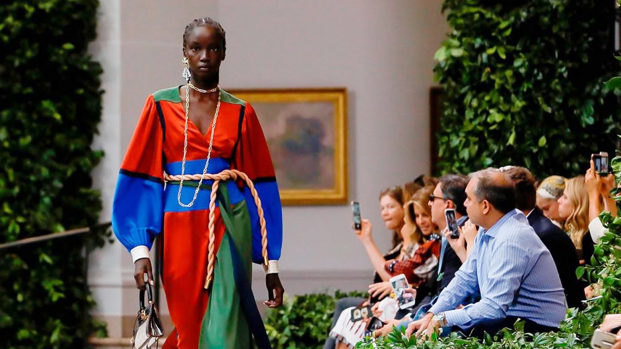 Video: Tory Burch presents her spring/summer 2020 fashion show