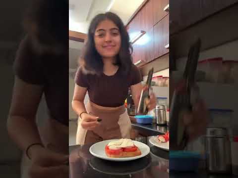 Bhut Jolokia Dip |Extremely Spicy Sandwich🥵🌶|Is It Spicy Enough for Me Challenge Chahat Anand#shorts