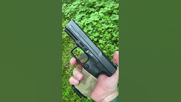 The Canik TP9SF elite closeup.. Glock 19 Killer 🤔🤔#edc #canik #guns #shorts #glock19