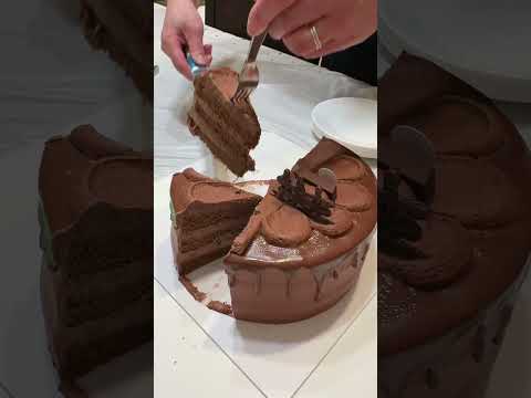 My Favourite Cake Shop in Toronto