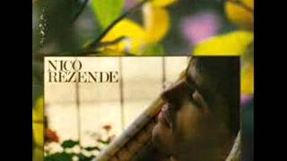 Video thumbnail of "NICO REZENDE DOCES TOLICES"