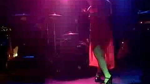 Ruby Devine Burlesque fan dance
