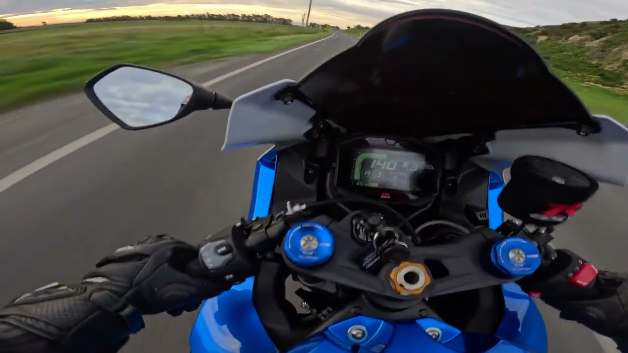 Im starting getting confidence to ride my GSXR-1000 R