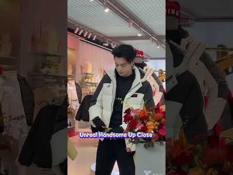 ديلان وانغ عن قرب وسيم لا ي صدق من كل زاوية 20251026