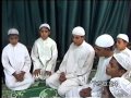 فتية ينشدون أمام المرجع اليعقوبي فيبكي المرجع 