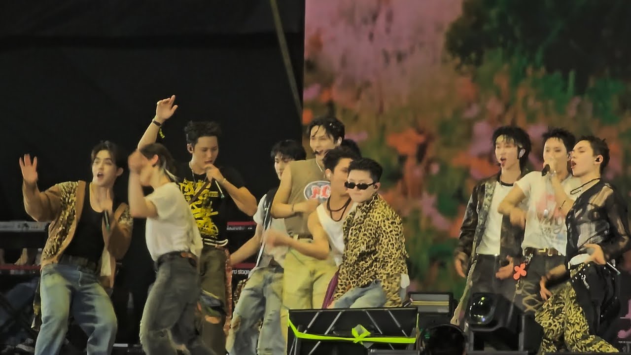 250404 | Seventeen - God of Music [Pal Norte 2025, Monterrey]