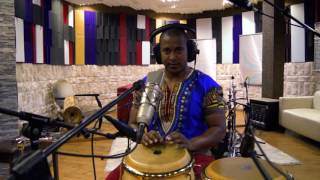 Como tocar kizomba en la congas y bateria . Learn how to play kizomba on congas and drums set