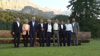 26.06.2022 - Olaf Scholz und alle anderen - G7 Germany (Evening Walk and Family Photo)