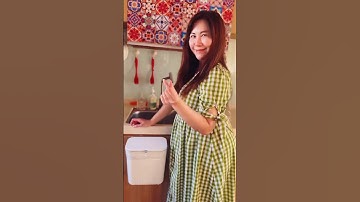 The Ace Sisters and Mummy Fay: Best Kitchen Hack - 9L Hanging Trash Bin