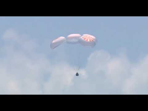 SpaceX Dragon Endeavour Splashdown in 4K - Aug 2, 2020