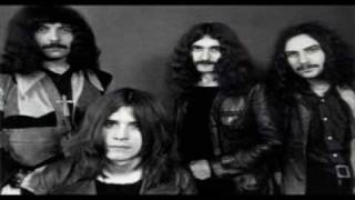 Black Sabbath ~ Iron Man ~ Original Lyrics