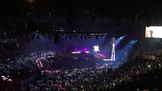 The Chainsmokers/Chris Martin of Coldplay - Something Just Like This (live iHeartRadio Awards 2017)