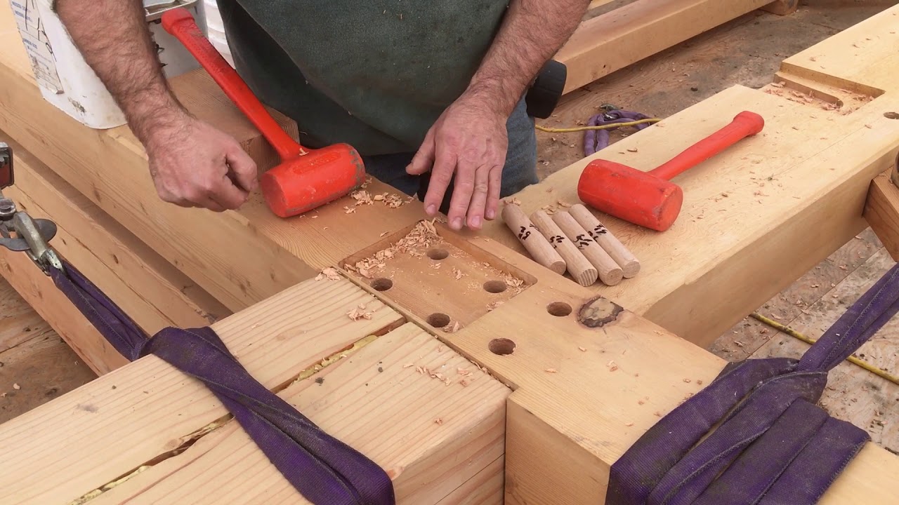 Hay River, NT assembling a bent