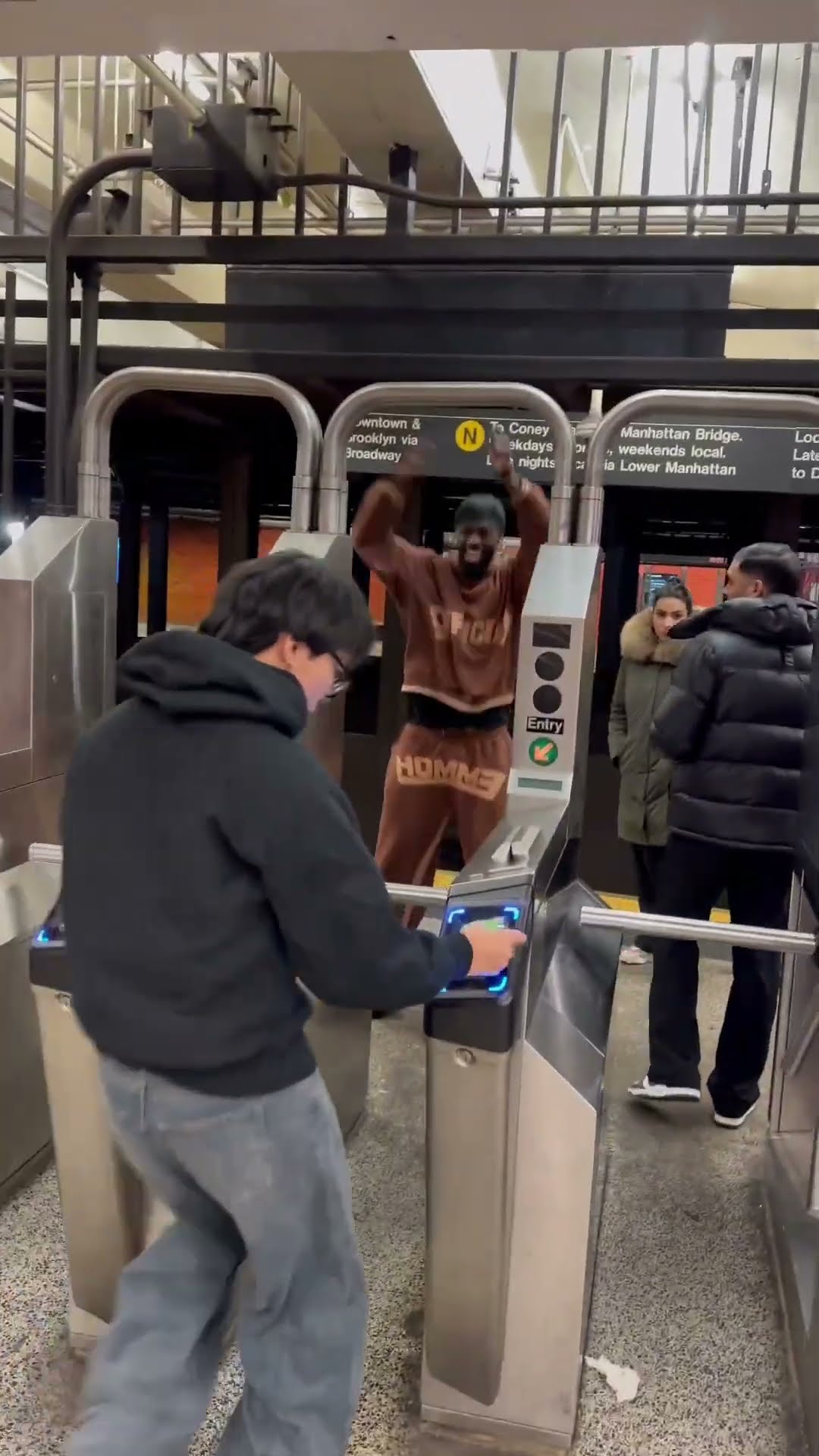 How to get on the trains in New York for free ??