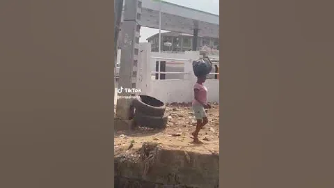 Aunty ramota 😂😭