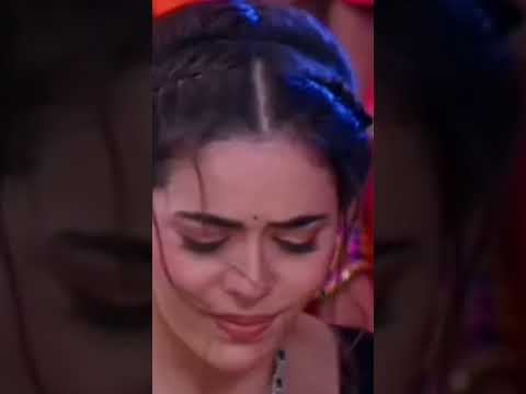 بده سم حيه يشتقل على بالكي و راجفير بيجننو كتير سم شوريا ومه حيه لايك اكسبلور تصميم