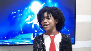 Enzo Ignácio Dança Michael Jackson Heal The World